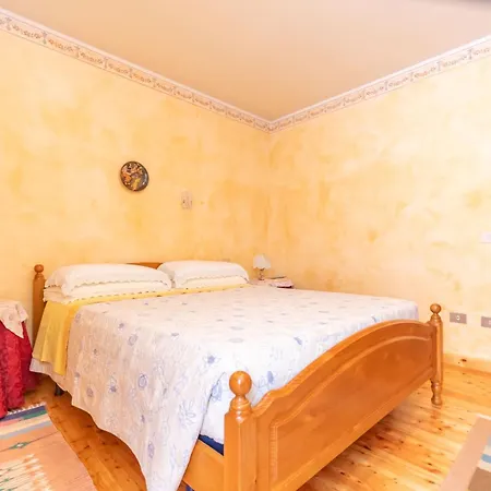 Col Da Daut 8 Apartment *